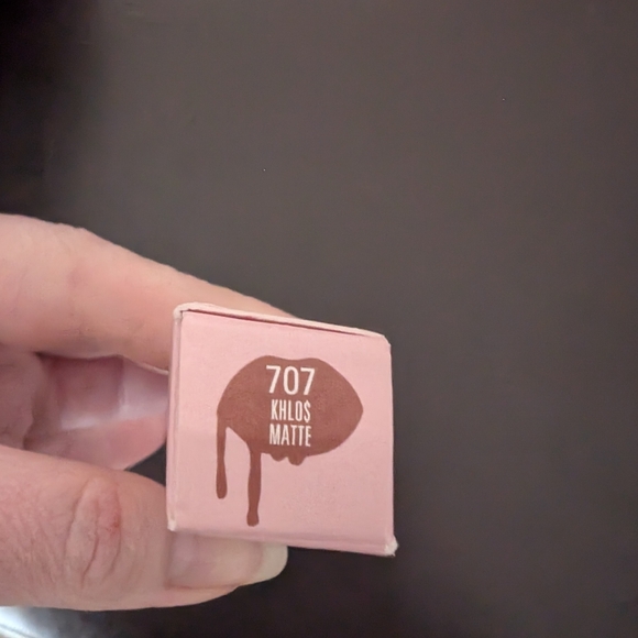 New in Box KYLIE Cosmetics KHLO$ Matte Liquid Lipstick - Picture 3 of 3